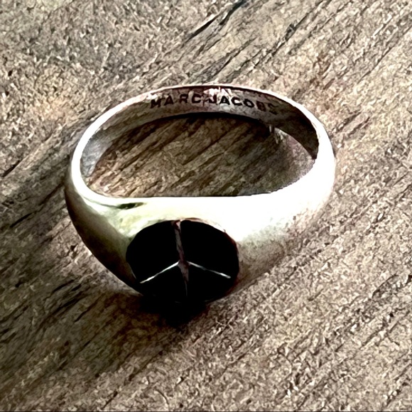 Marc Jacobs silver “Peace” ring, size 5 - Picture 2 of 3